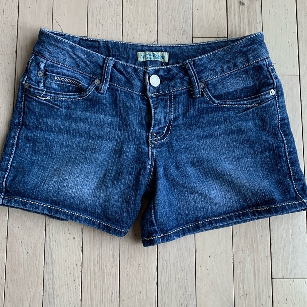 LIKE NEW PARIS BLUES JEAN SHORTS